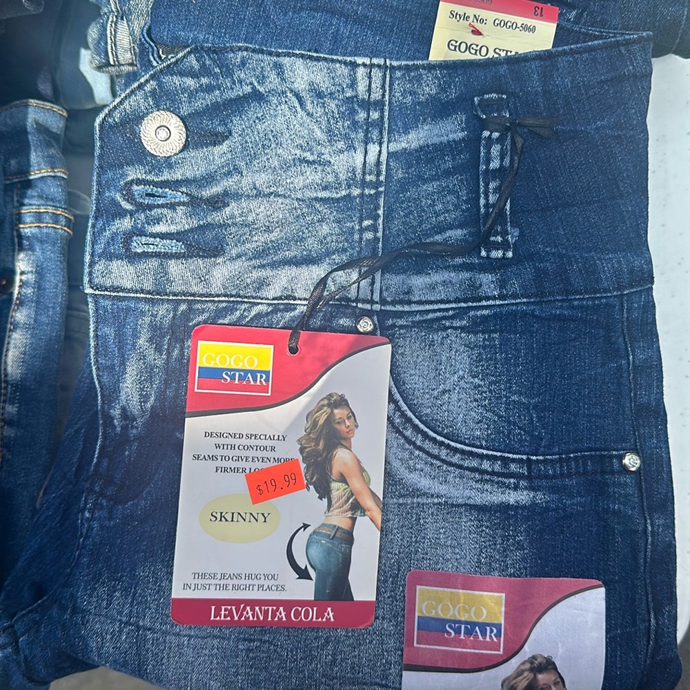 COLOMBIAN JEANS